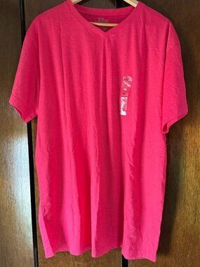 22 oz by Halifax V-Neck T-Shirt – Red | Size 3XL